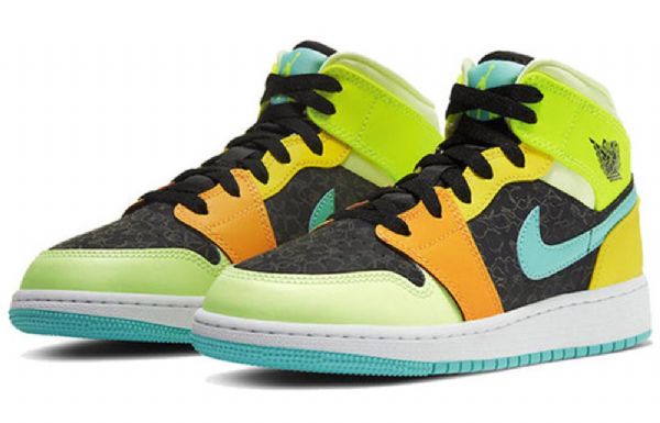 Nike Air Jordan 1 Mid Tops Se Gs Koripallokengät Miehille Monivärinen