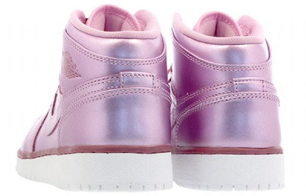Nike Air Jordan 1 Mid Tops Se Gs Koripallokengät Miehille Pinkki