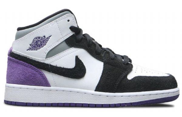 Nike Air Jordan 1 Mid Tops Se Gs Koripallokengät Miehille Purppura