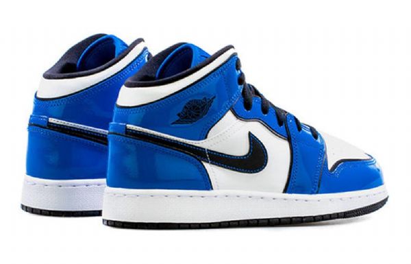Nike Air Jordan 1 Mid Tops Se Gs Koripallokengät Miehille Sininen