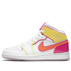 Nike Air Jordan 1 Mid Tops Se Gs Koripallokengät Miehille Valkoinen