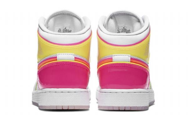 Nike Air Jordan 1 Mid Tops Se Gs Koripallokengät Miehille Valkoinen