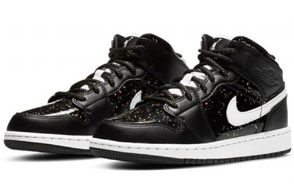 Nike Air Jordan 1 Mid Tops Se Gs Koripallokengät Miesten Musta