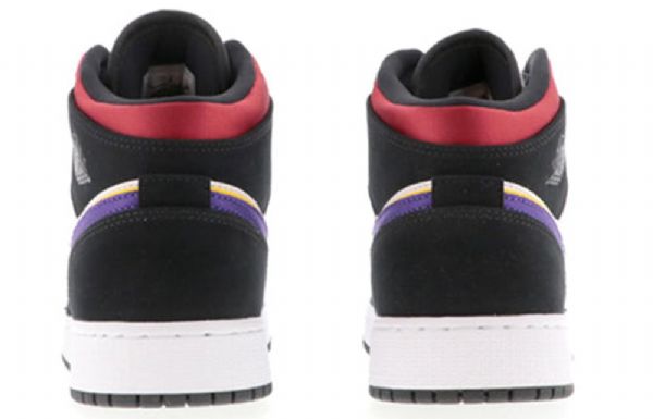 Nike Air Jordan 1 Mid Tops Se Gs Koripallokengät Miesten Musta Sininen