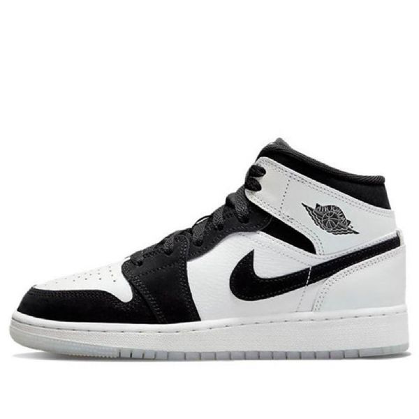 Nike Air Jordan 1 Mid Tops Se Gs Koripallokengät Miesten Musta Valkoinen