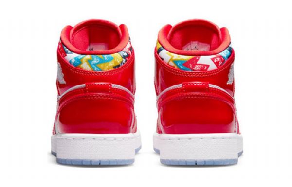 Nike Air Jordan 1 Mid Tops Se Gs Koripallokengät Miesten Punainen Valkoinen