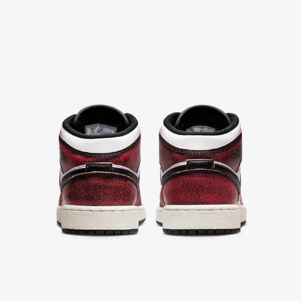 Nike Air Jordan 1 Mid Tops Se Kengät Lapsille Mustavalkoinen