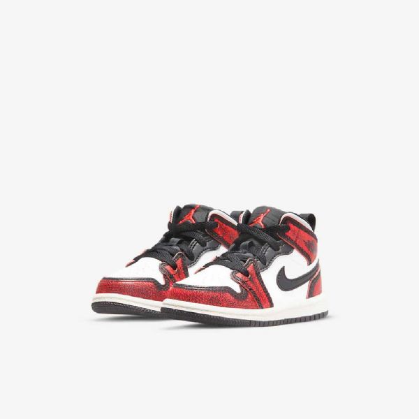Nike Air Jordan 1 Mid Tops Se Kengät Lapsille Mustavalkoinen