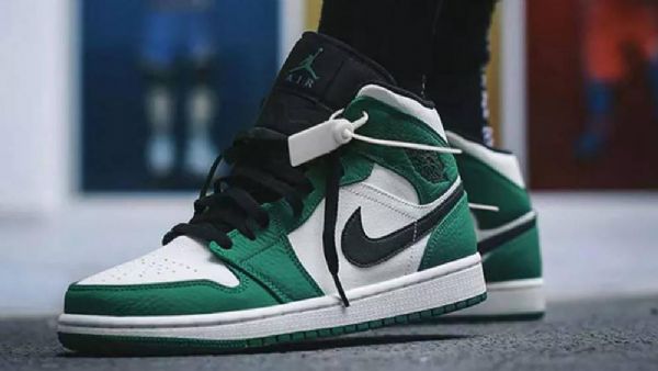 Nike Air Jordan 1 Mid Tops Se Miesten Kengät Vihreä Musta