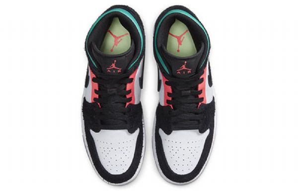 Nike Air Jordan 1 Mid Tops Se Retro Koripallokengät Miehille Musta