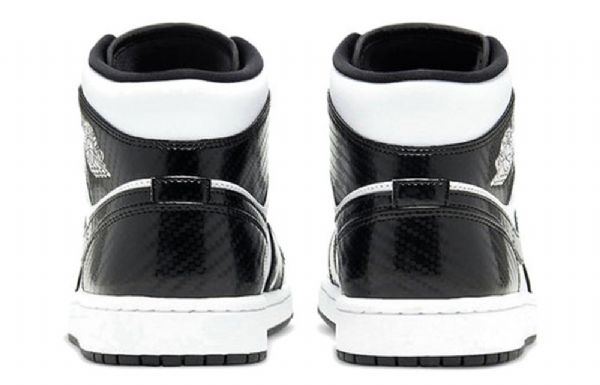 Nike Air Jordan 1 Mid Tops Se Retro Koripallokengät Miehille Musta Valkoinen