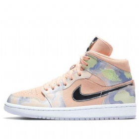Nike Air Jordan 1 Mid Tops Se Retro Koripallokengät Naisille Coral