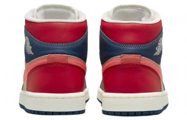 Nike Air Jordan 1 Mid Tops Se Retro Koripallokengät Naisille Monivärinen