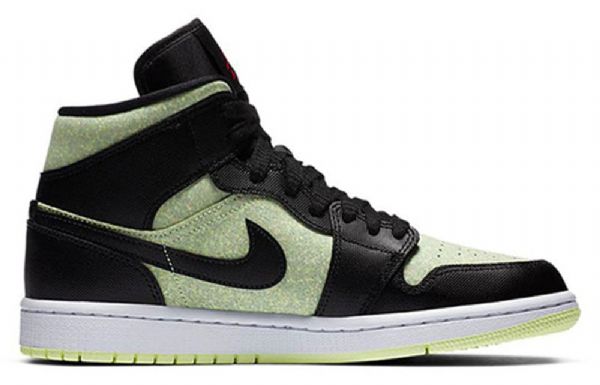 Nike Air Jordan 1 Mid Tops Se Retro Koripallokengät Naisille Musta