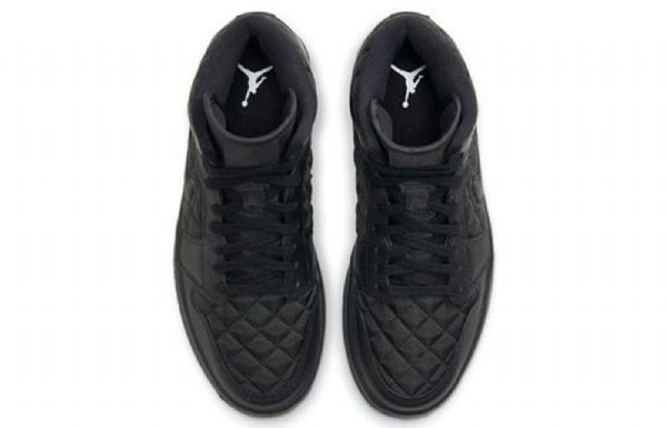 Nike Air Jordan 1 Mid Tops Se Retro Koripallokengät Naisille Musta
