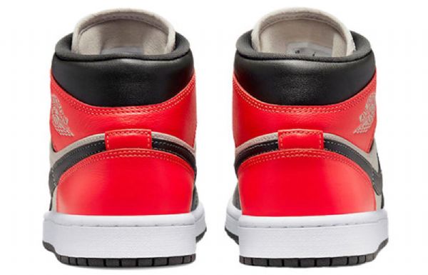 Nike Air Jordan 1 Mid Tops Se Retro Koripallokengät Naisille Musta Punainen