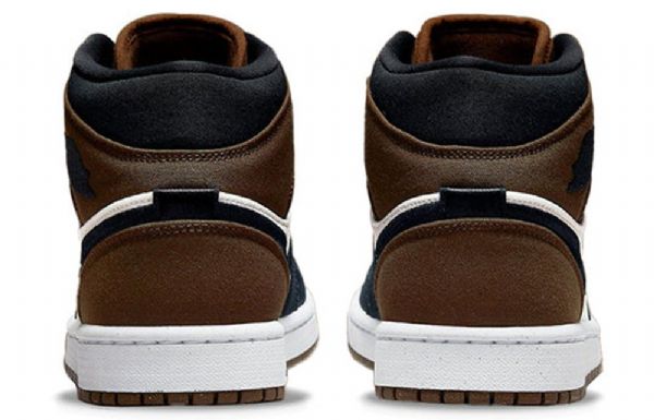 Nike Air Jordan 1 Mid Tops Se Retro Koripallokengät Naisille Oliivinvihreä