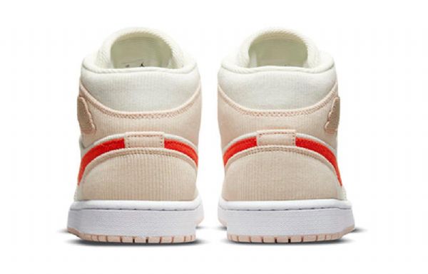 Nike Air Jordan 1 Mid Tops Se Retro Koripallokengät Naisille Pinkki