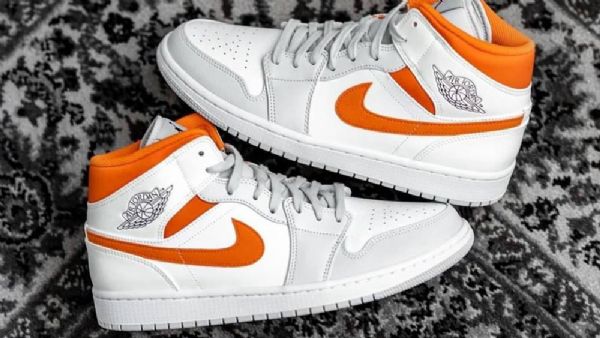 Nike Air Jordan 1 Mid Tops Se Starfish Kengät Miehille Valkooranssi