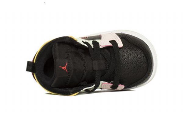 Nike Air Jordan 1 Mid Tops Se Td Retro Koripallokengät Lapsille Musta Vihreä Punainen