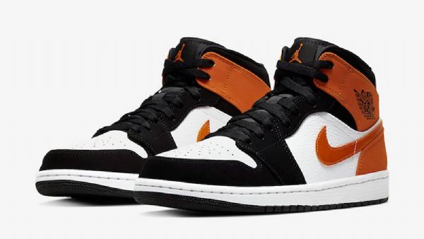 Nike Air Jordan 1 Mid Tops Shatteredboard Kengät Miehille Oranssin Musta