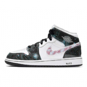 Nike Air Jordan 1 Mid Tops Take Flight Kengät Naisille Mustavalkoinen
