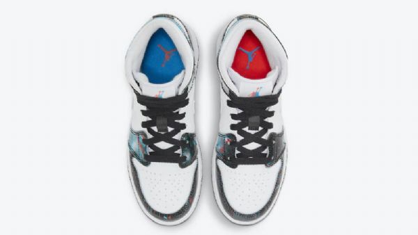 Nike Air Jordan 1 Mid Tops Take Flight Kengät Naisille Mustavalkoinen
