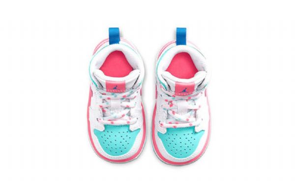Nike Air Jordan 1 Mid Tops Td Kengät Lapsille Vaaleanpunainen