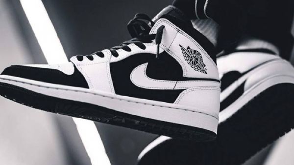 Nike Air Jordan 1 Mid Tops Tuxedo Kengät Miehille Valkoinen