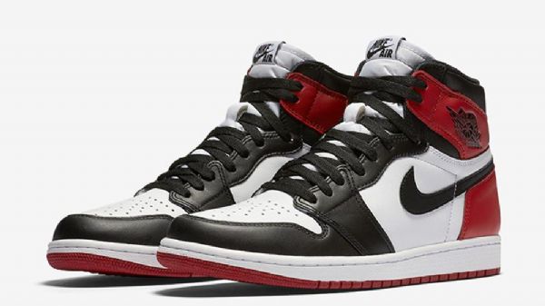 Nike Air Jordan 1 Miesten Kengät Musta