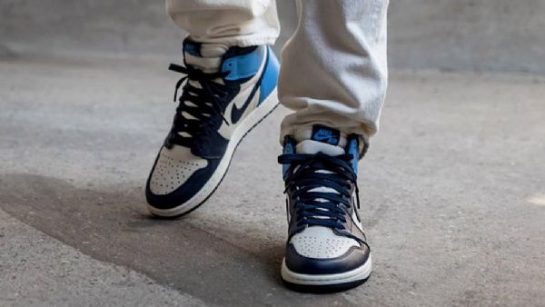 Nike Air Jordan 1 Obsidian Unc Kengät Naisille Moniväriset