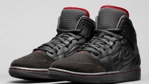 Nike Air Jordan 1 Retro 99 Last Shot Kengät Miehille Musta