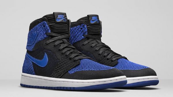Nike Air Jordan 1 Retro Flyknit Royal Kengät Miehille Musta Sininen