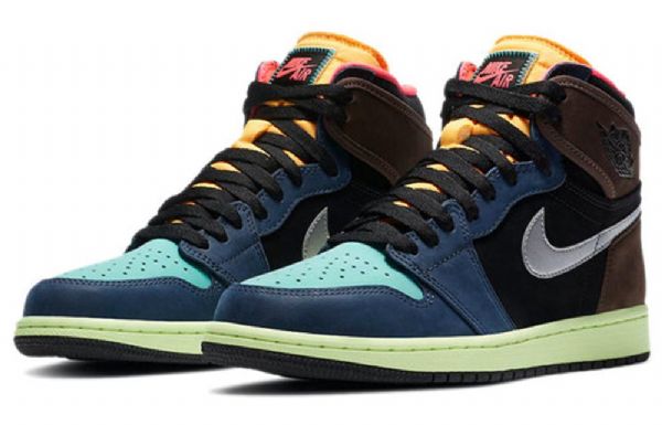 Nike Air Jordan 1 Retro High Topit Koripallokengät Miehille Monivärinen
