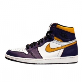 Nike Air Jordan 1 Retro High Topit Og Defiant Sb La To Chicago Kengät Naisille Purppura Valkoinen
