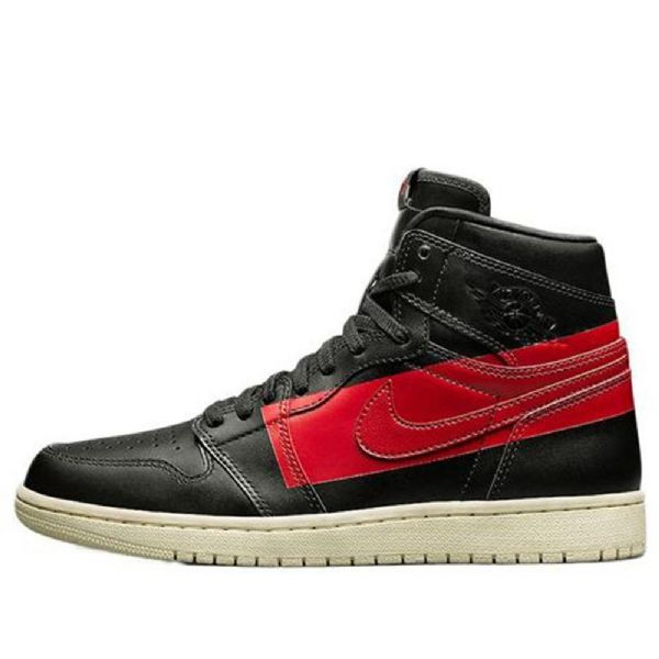 Nike Air Jordan 1 Retro High Topit Og Koripallokengät Miehille Musta Punainen