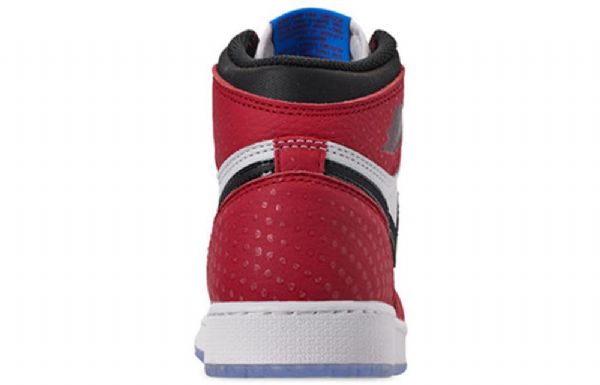 Nike Air Jordan 1 Retro High Topit Og Koripallokengät Miesten Punainen Valkoinen