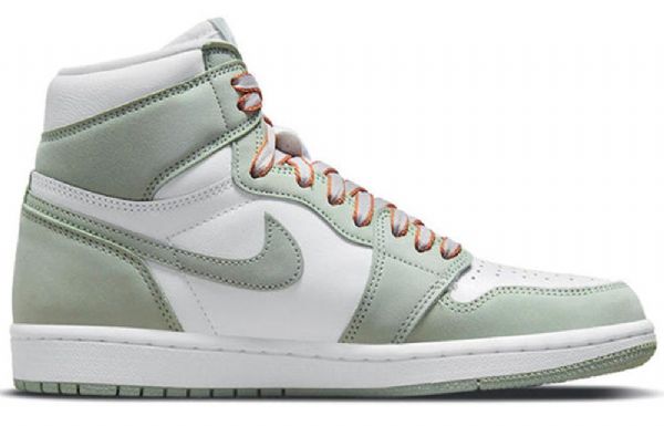 Nike Air Jordan 1 Retro High Topit Og Koripallokengät Naisille Minttuvalkoinen