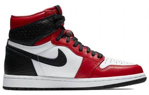 Nike Air Jordan 1 Retro High Topit Og Koripallokengät Naisille Punainen