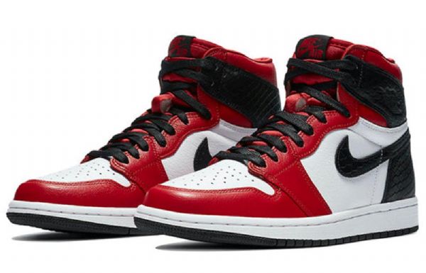 Nike Air Jordan 1 Retro High Topit Og Koripallokengät Naisille Punainen