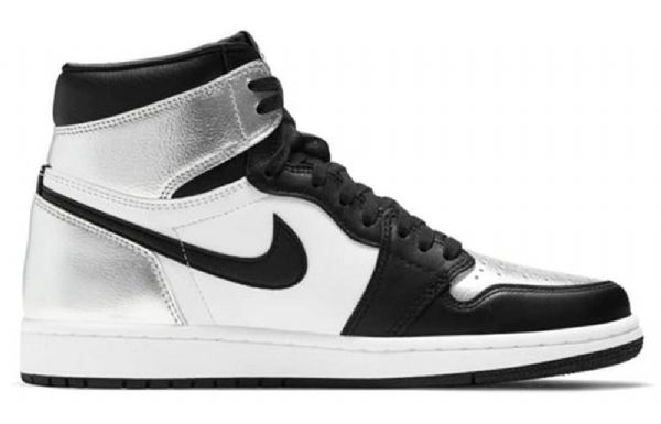 Nike Air Jordan 1 Retro High Topit Og Koripallokengät Naisten Hopea