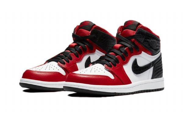 Nike Air Jordan 1 Retro High Topit Og Ps Koripallokengät Miehille Punainen