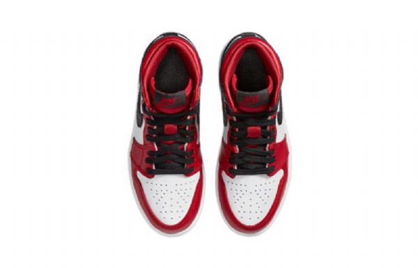 Nike Air Jordan 1 Retro High Topit Og Ps Koripallokengät Miehille Punainen