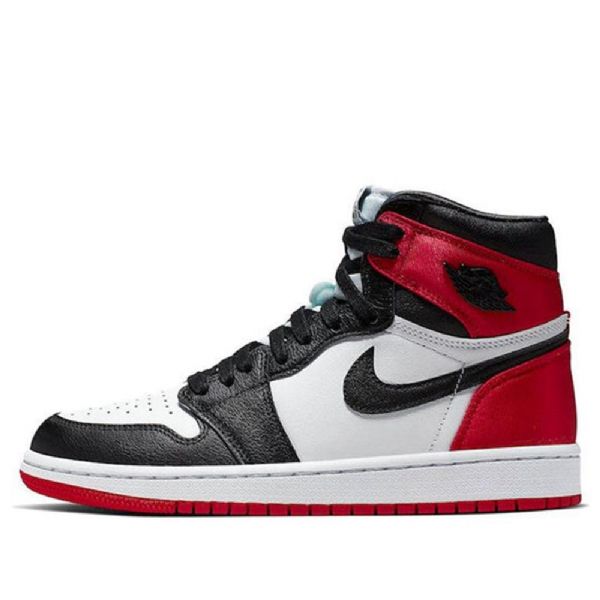 Nike Air Jordan 1 Retro High Tops Koripallokengät Naisille Musta