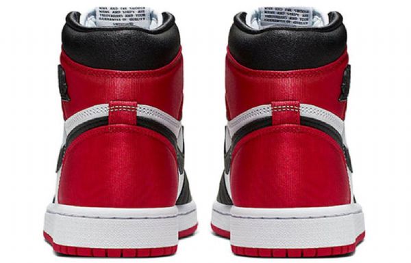 Nike Air Jordan 1 Retro High Tops Koripallokengät Naisille Musta