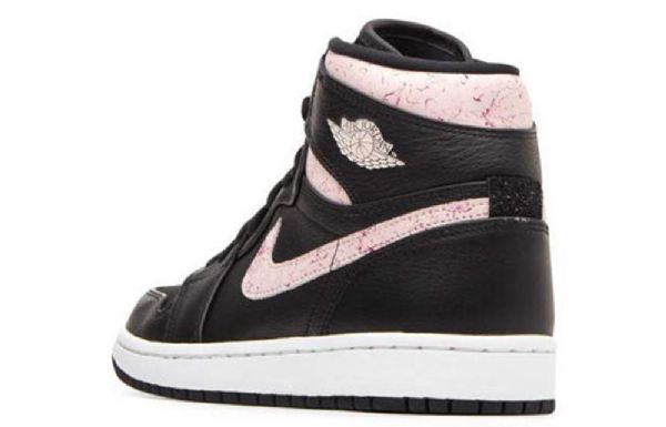 Nike Air Jordan 1 Retro High Tops Koripallokengät Naisille Punainen