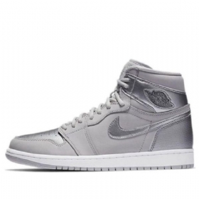 Nike Air Jordan 1 Retro High Tops Og Co.jp Koripallokengät Miehille Harmaa