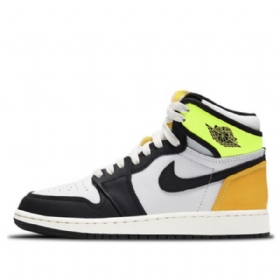 Nike Air Jordan 1 Retro High Tops Og Gs Koripallokengät Miesten Kulta