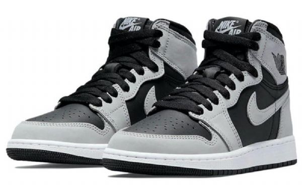 Nike Air Jordan 1 Retro High Tops Og Gs Koripallokengät Miesten Musta Harmaa