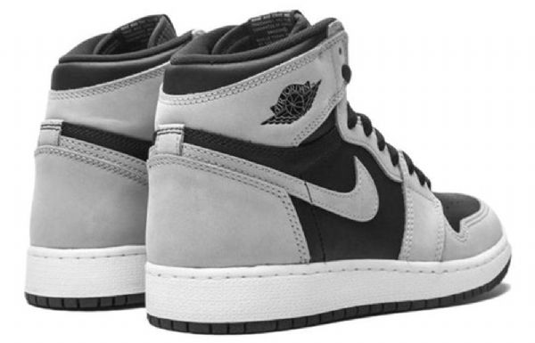 Nike Air Jordan 1 Retro High Tops Og Gs Koripallokengät Miesten Musta Harmaa
